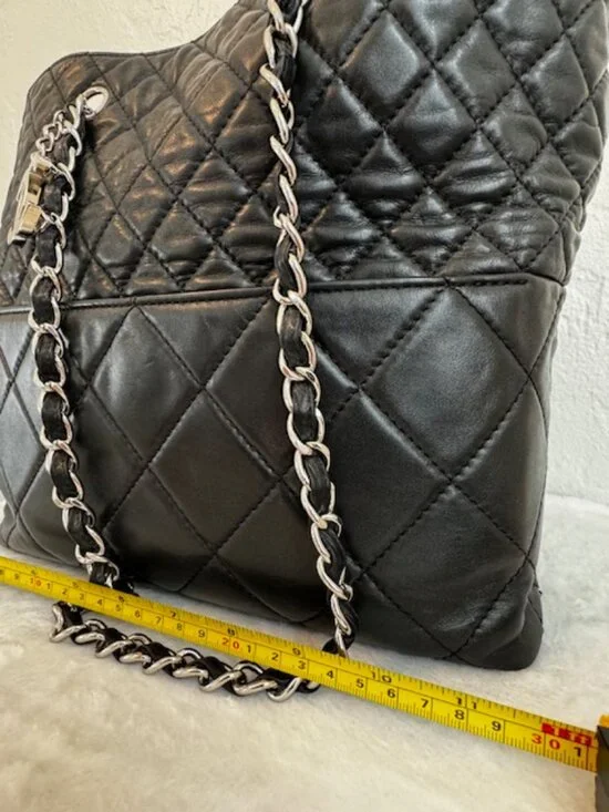 Vintage Chanel Quilted Black Leather Chain Tote Large Shoulder Bag Authentic - Picture 8 of 9